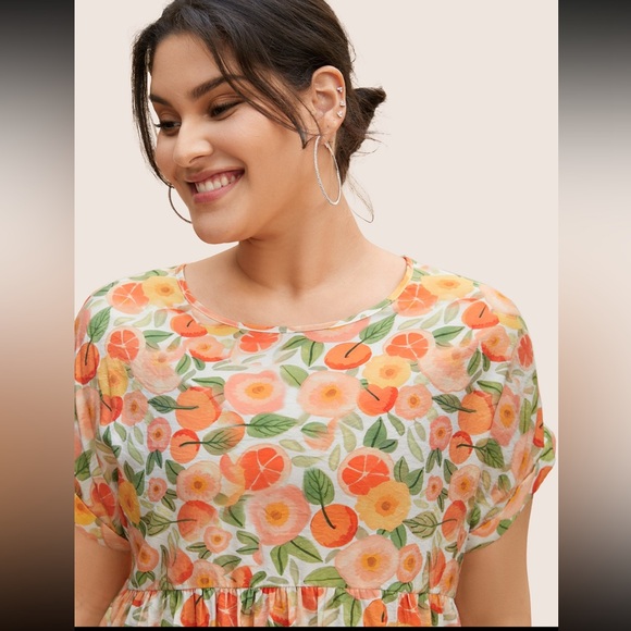 BloomChic Fruit Print Curved Hem Blouse size 1X (14-16) - Picture 5 of 14